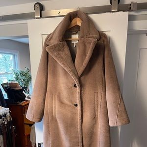 Avec Les Filles Long Faux Fur Coat with Collar XL Oyster Grey/Dusty Rose Color